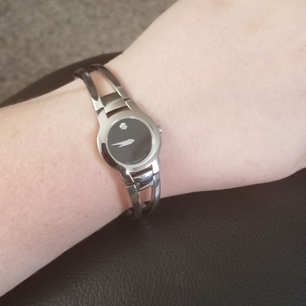 Watch - Picture 4 of 4